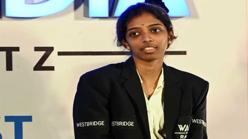 యంగ్ చెస్ ప్లేయర్ వైశాలికి కాంస్యం