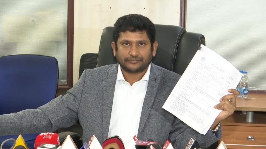 ఏపీ ఫైబర్ నెట్ ఛైర్మన్ జీవీ రెడ్డి రాజీనామా ఏపీ ఫైబర్ నెట్ ఛైర్మన్ జీవీ రెడ్డి రాజీనామా