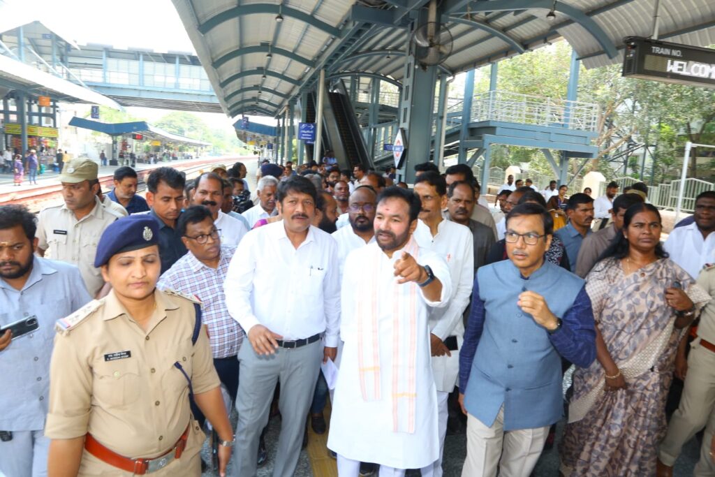 విమానాశ్రయాల తరహాలో బేగంపేట రైల్వే స్టేషన్‌