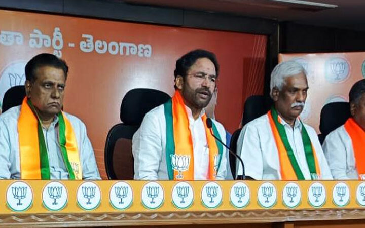 ప్రజా వ్యతిరేకత కప్పిపుచ్చుకునేందుకే బిజెపిపై విమర్శలు