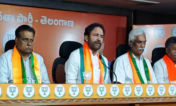 ప్రజా వ్యతిరేకత కప్పిపుచ్చుకునేందుకే బిజెపిపై విమర్శలు