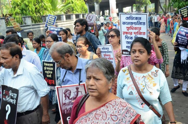 వైద్యురాలిపై సామూహిక అత్యాచారం జరగలేదు