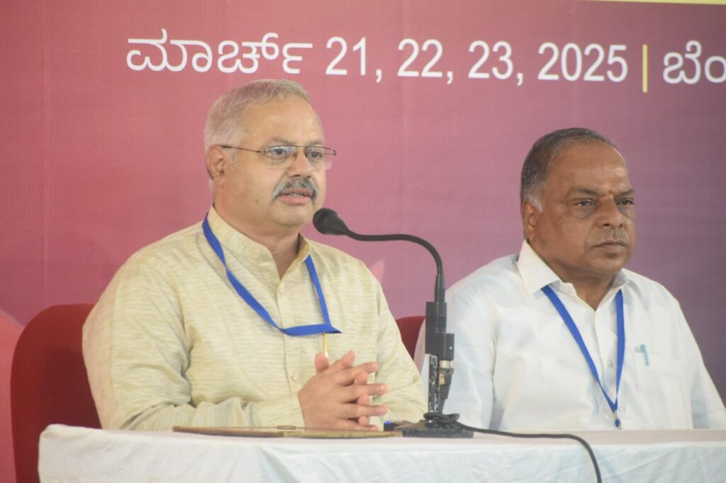 బంగ్లాదేశ్ లో హింస, వందేళ్ల ప్రయాణంపై ఆర్ఎస్ఎస్ దృష్టి