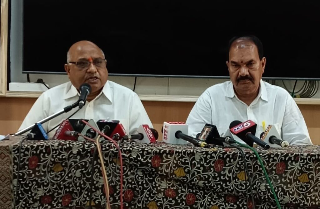 వచ్చే ఏడాది అక్టోబర్ లోగా గ్రామ గ్రామానికి ఆర్ఎస్ఎస్