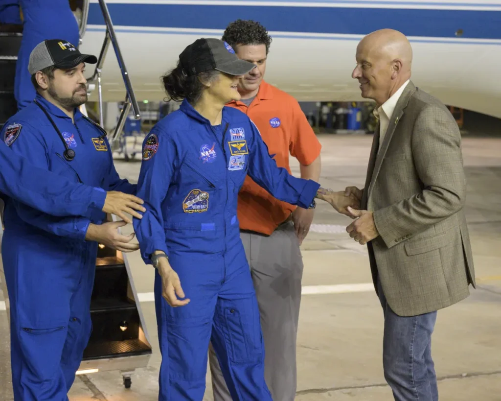 బోయింగ్ స్టార్లైనర్లో మళ్లీ ప్రయాణానికి సునీతా విలియమ్స్ బోయింగ్ స్టార్లైనర్లో మళ్లీ ప్రయాణానికి సునీతా విలియమ్స్