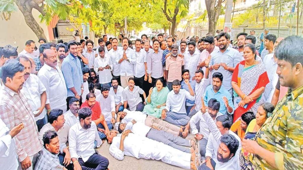 టీటీడీ గోశాలలో ఆవుల మృతిపై రాజకీయ రగడ