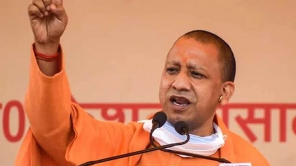 బెంగాల్ మండిపోతుంటే మౌనమేల మమతా!