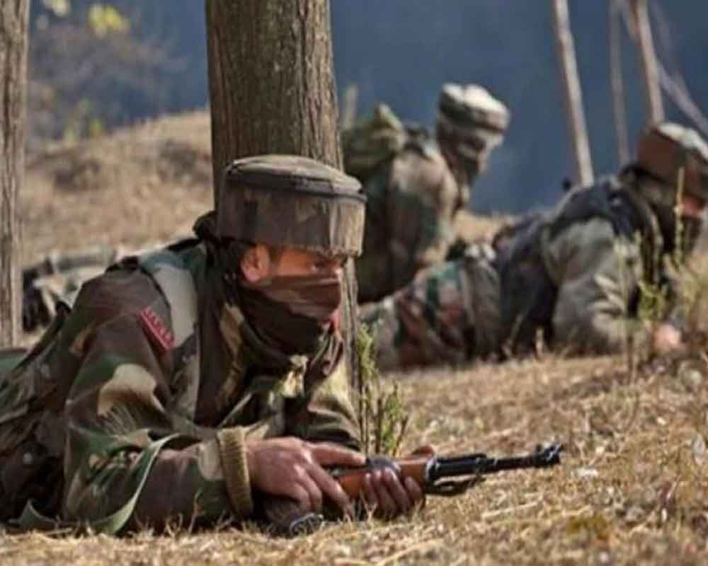 ఆరుగురు ఉగ్రవాదులు హతం, ముగ్గురు అరెస్ట్