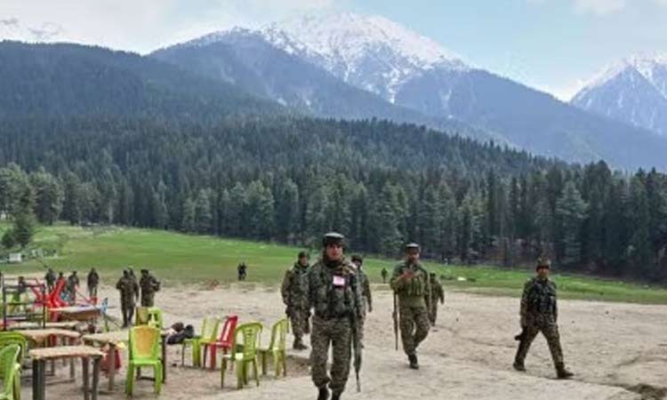 నెలరోజులైనా చిక్కని పహల్గాం ఉగ్రవాదులు! నెలరోజులైనా చిక్కని పహల్గాం ఉగ్రవాదులు!