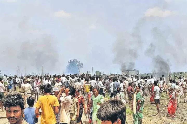 ఇథనాల్‌ ఫ్యాక్టరీ వద్దంటూ తిరగబడ్డ రైతులు