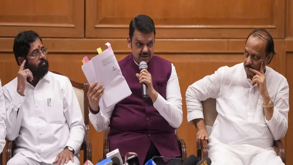 మహారాష్ట్రలో త్రిభాషా విధానం ఉపసంహరణ