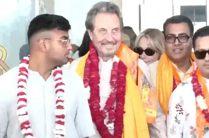 అయోధ్య రామయ్యను సందర్శించిన ఎలాన్‌ మస్క్‌ తండ్రి