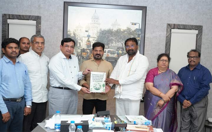తెలంగాణాలో నాలుగు చోట్ల ఆధునిక గోశాలలు