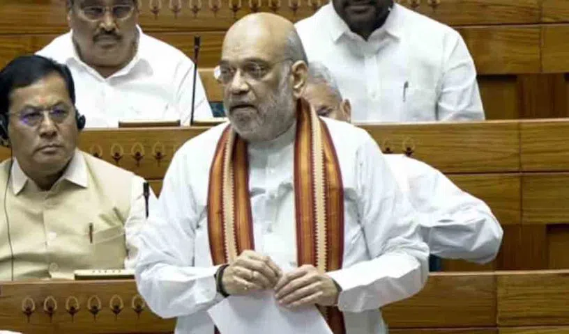 చిదంబరం పాక్‌కు క్లీన్‌చిట్‌ ఎందుకు ఇచ్చారు?