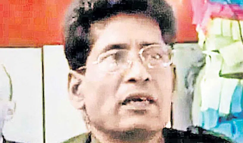 దండకారణ్యంలో పోలీసుల వలయంలో గణపతి, హిడ్మా? దండకారణ్యంలో పోలీసుల వలయంలో గణపతి, హిడ్మా?