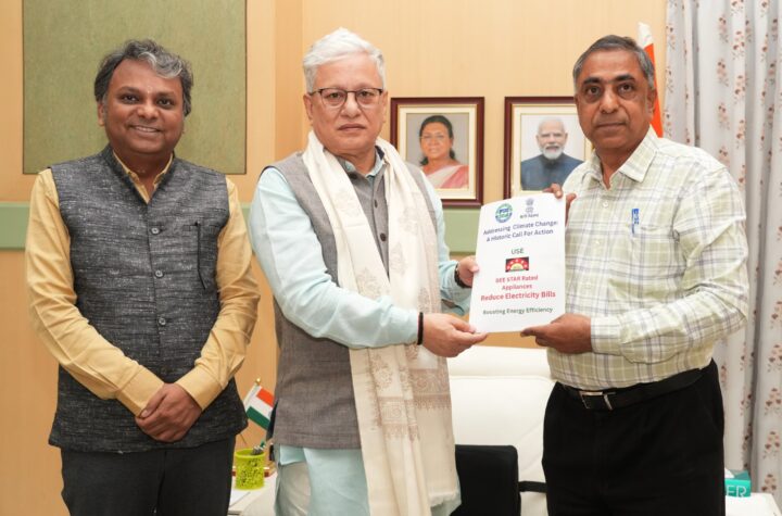 భూ తాపాన్ని త‌గ్గించేందుకు గవర్నర్ త్రిముఖ వ్యూహం
