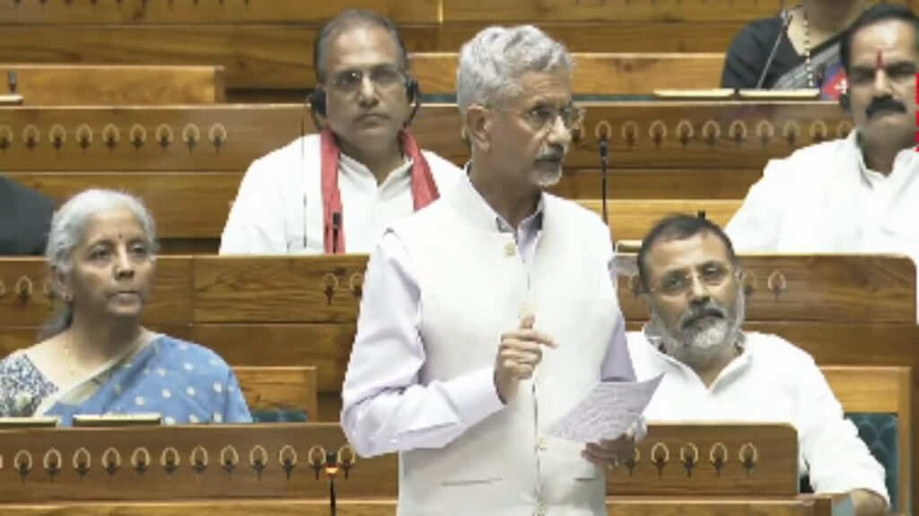 కాల్పుల విరమణకై మోదీ, ట్రంప్ మధ్య ఫోన్ కాల్ అబద్ధం