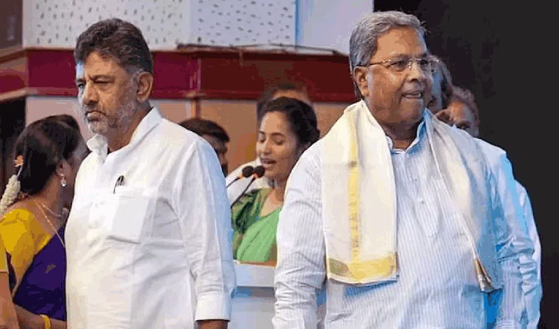 కర్ణాటక కాంగ్రెస్ లో నాయకత్వ మార్పు దుమారం కర్ణాటక కాంగ్రెస్ లో నాయకత్వ మార్పు దుమారం