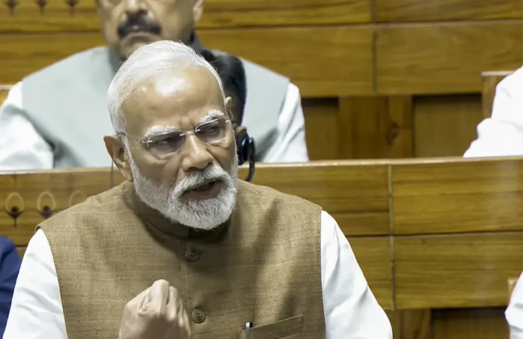 పాకిస్థాన్కు రిమోట్ కంట్రోల్లా మారిన కాంగ్రెస్ పాకిస్థాన్కు రిమోట్ కంట్రోల్లా మారిన కాంగ్రెస్