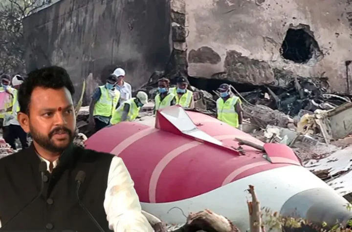 విమాన ప్రమాదంపై విదేశీ మీడియా కథనాలపై కేంద్ర మంత్రి ఆగ్రహం