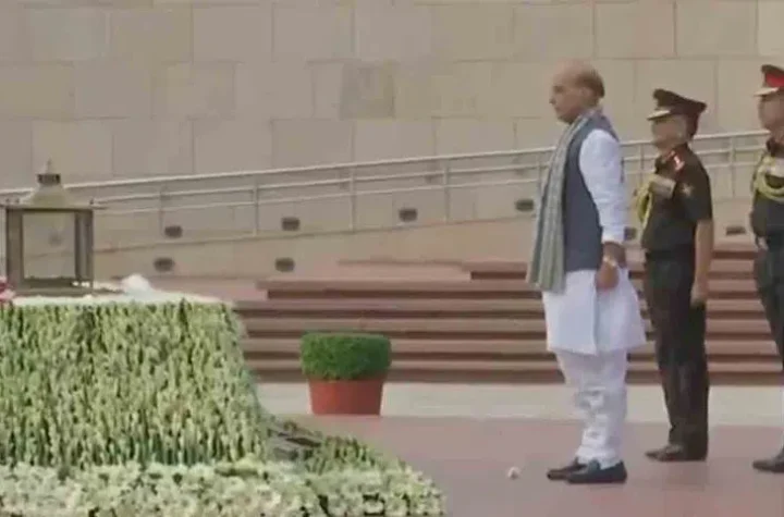 కార్గిల్‌ అమరవీరులకు భారత్ ఘనంగా నివాళి