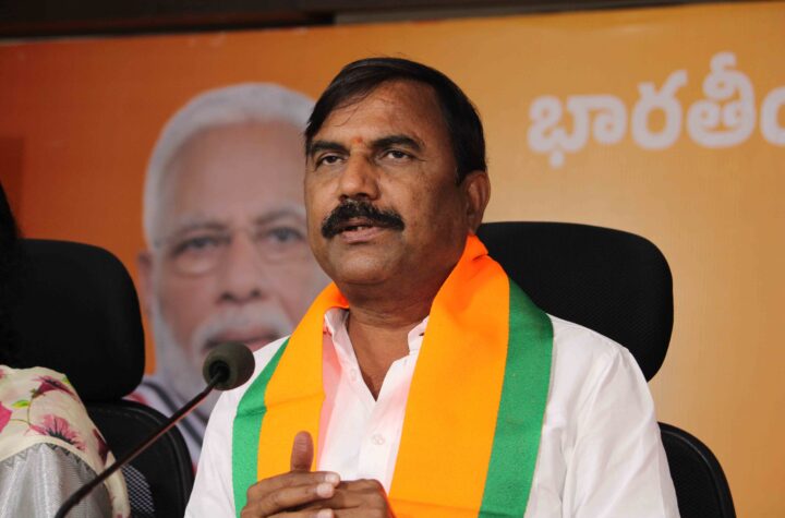 తెలంగాణలో ఇందిరమ్మ పాలన కాదు, బకాయల పాలన.