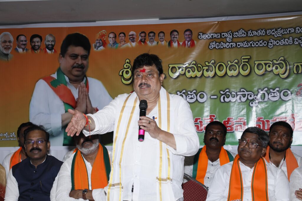 ఢిల్లీలో రేవంత్ రెడ్డి ధర్నా ఓ రాజకీయ నాటకమే ఢిల్లీలో రేవంత్ రెడ్డి ధర్నా ఓ రాజకీయ నాటకమే