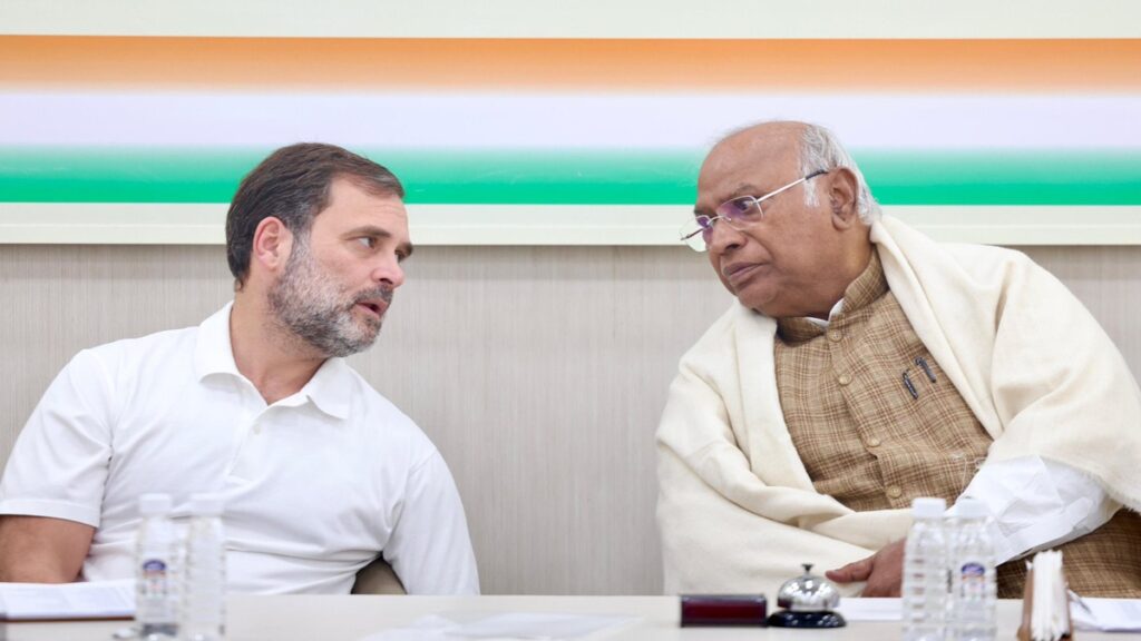 జైలులో ఉన్న మంత్రుల తొలగింపు బిల్లుపై ఇరకాటంలో కాంగ్రెస్