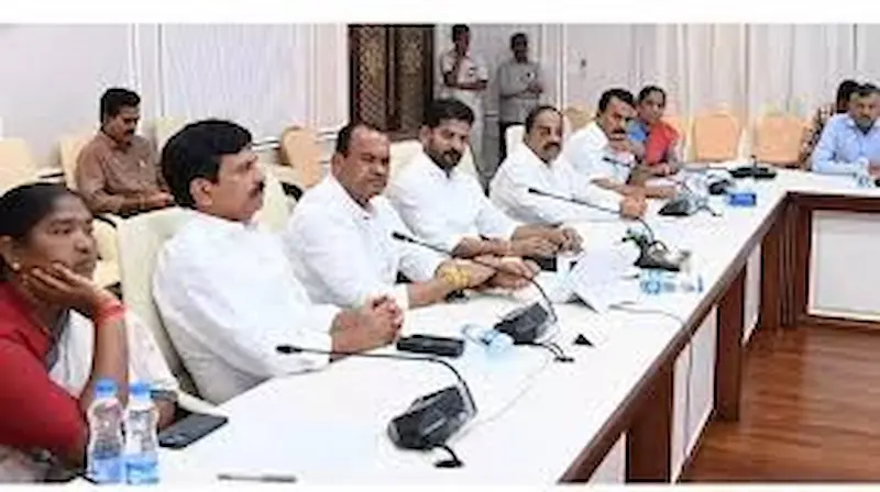 తెలంగాణలో రిజర్వేషన్ల పరిమితి ఎత్తివేత