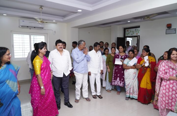 మహిళా మోర్చా ఆధ్వర్యంలో క్యాన్సర్ స్క్రీనింగ్ శిబిరం