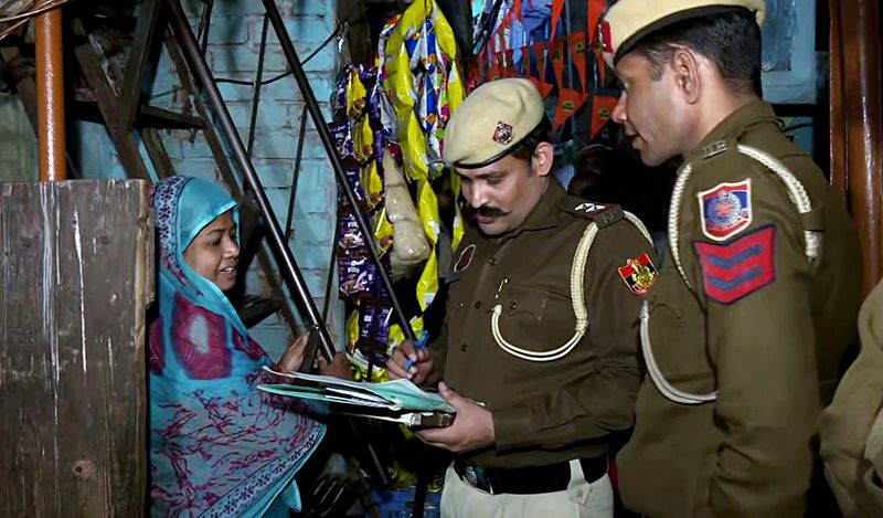 దోషులుగా తేలిన వారికి భారత్ లో ప్రవేశం లేదు
