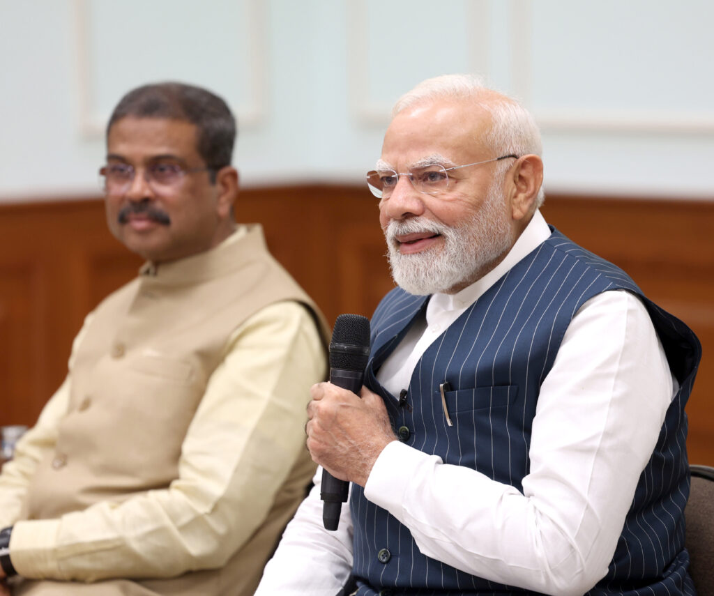 జీఎస్టీ 2.O దేశాభివృద్ధికి డబుల్ డోస్ జీఎస్టీ 2.O దేశాభివృద్ధికి డబుల్ డోస్