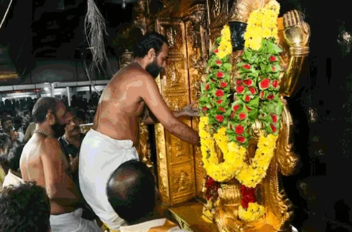 శబరిమల ఆలయంలో 4.5 కిలోల బంగారం మాయం