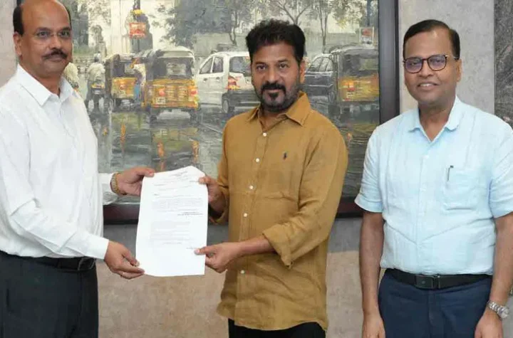 తెలంగాణ డీజీపీగా శివ‌ధ‌ర్ రెడ్డి