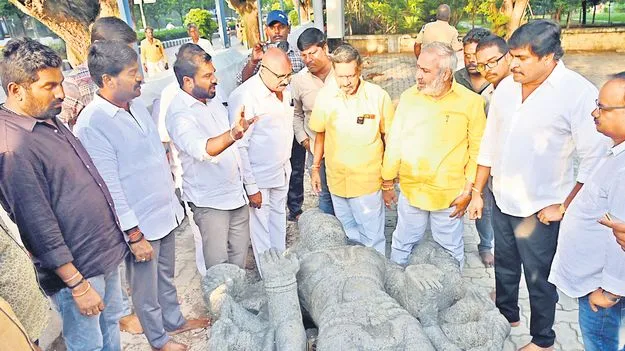 టిటిడిపై మరో వివాదంలో మాజీ చైర్మన్ భూమన
