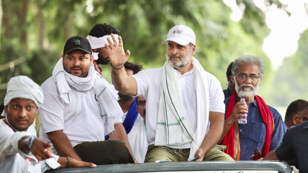 `ఓటు యాత్ర’ జనాన్ని ఆకట్టుకున్నా, ఓట్లు పెంచలేదు!
