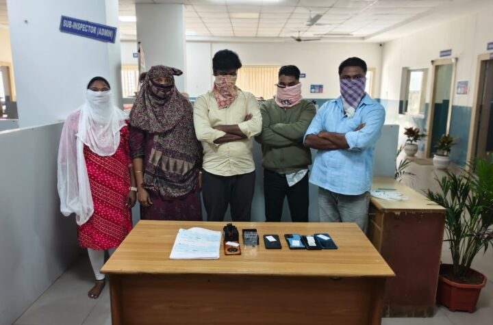 హనీట్రాప్‌లో ఓ ప్రముఖ యోగా గురువు