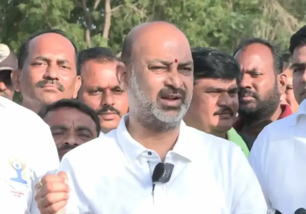 మావోయిస్టులతో సంబంధాలు తెంచుకోండి