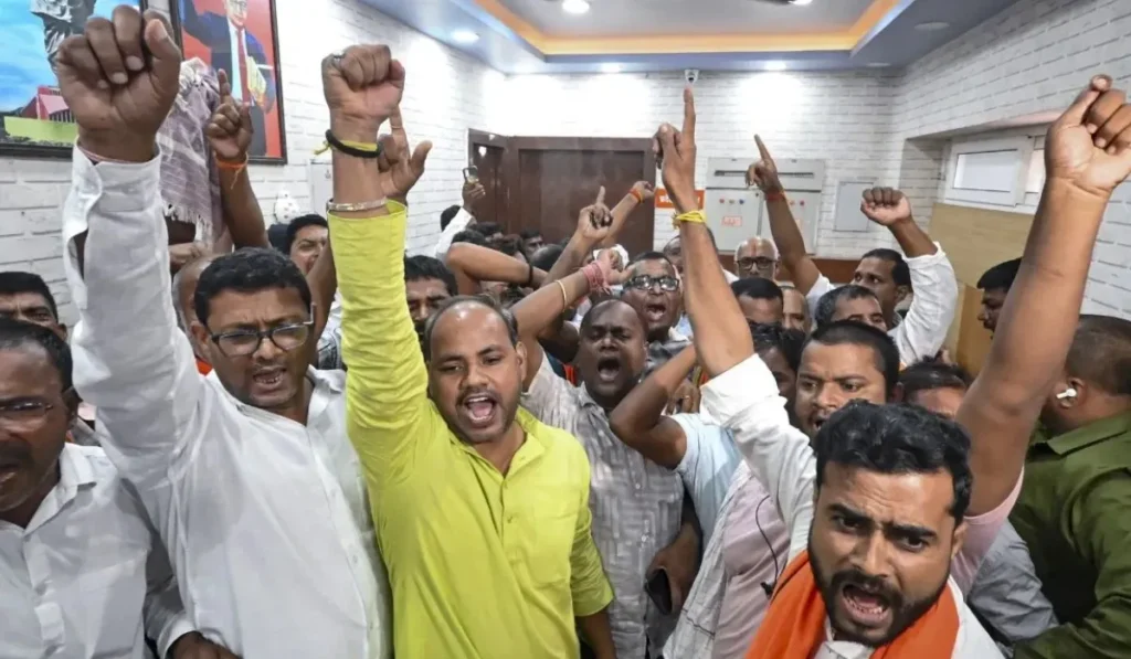 బీహార్ ఎన్నికల్లో వారసత్వ రాజకీయాల ఆధిపత్యం! బీహార్ ఎన్నికల్లో వారసత్వ రాజకీయాల ఆధిపత్యం!