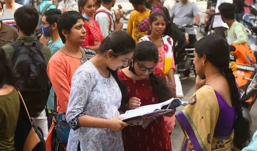 తెలంగాణలో నవంబర్ 3 నుంచి కాలేజీలు బంద్ తెలంగాణలో నవంబర్ 3 నుంచి కాలేజీలు బంద్