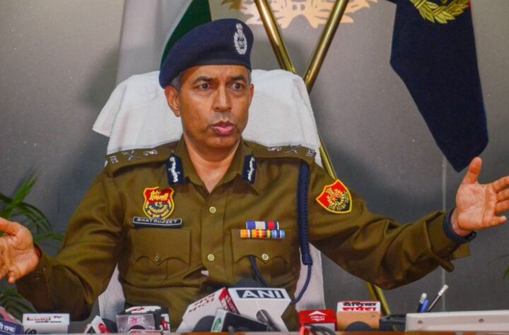 హరియాణా డీజీపీని సెలవుపై పంపిన ప్రభుత్వం
