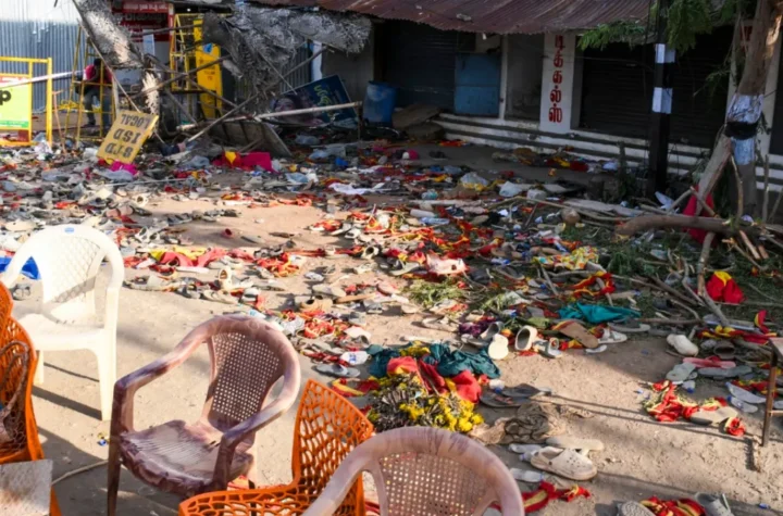 కరూర్‌ తొక్కిసలాటపై సీబీఐ విచారణకు సుప్రీం ఆదేశం