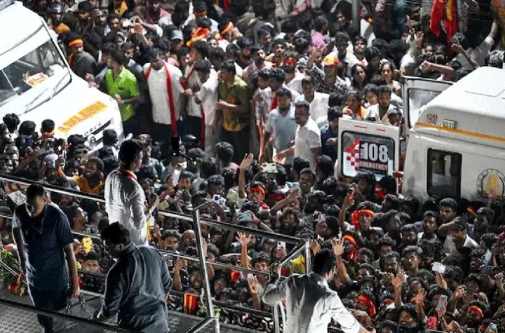 విజయ్‌ పార్టీకి హైకోర్టులో చుక్కెదురు.. సిట్ విచారణకు ఆదేశం