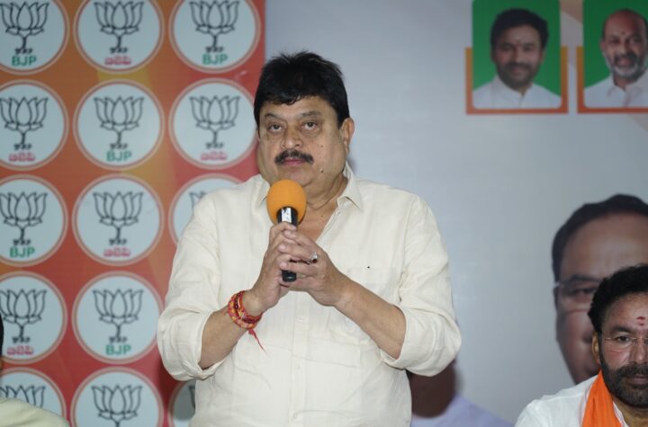 కాంగ్రెస్ గెలిస్తే రౌడీ షీటర్లకు ప్రత్యేక కార్పొరేషన్
