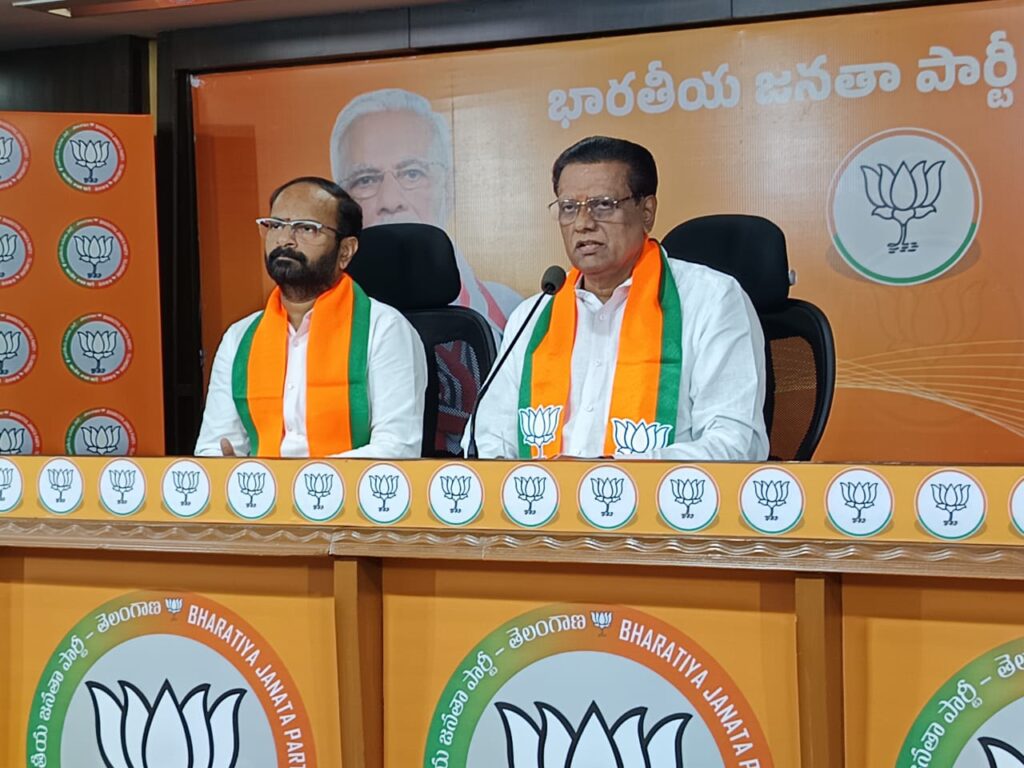 నవీన్ యాదవ్ కాంగ్రెస్ అభ్యర్దియా? లేదా ఎంఐఎం అభ్యర్థిగా?