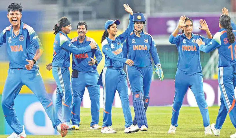 పాక్‌ ను మట్టికరిపించిన భారత మహిళల జట్టు