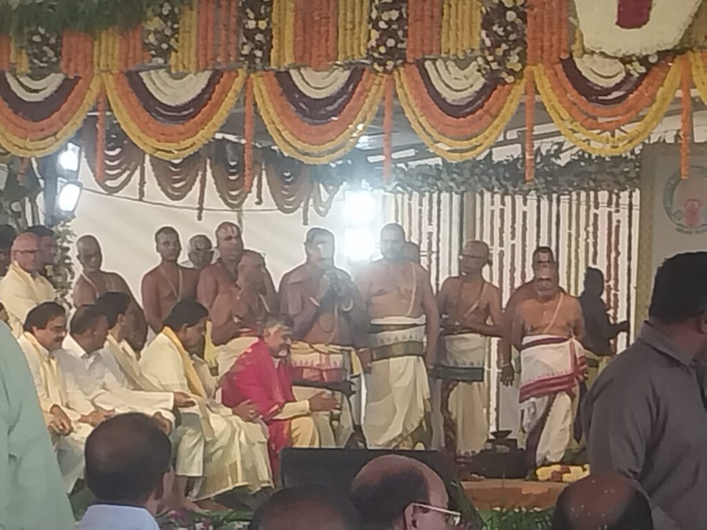 వేంకటేశ్వరస్వామికి అపవిత్రత ఎవ్వరినీ చేయనీయను