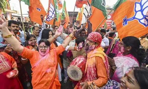 మహిళ + ఇ బి సి = బీహార్ సునామీ