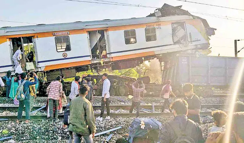 బిలాస్‌పూర్‌ రైలు ప్రమాదంలో 8 మంది మృతి