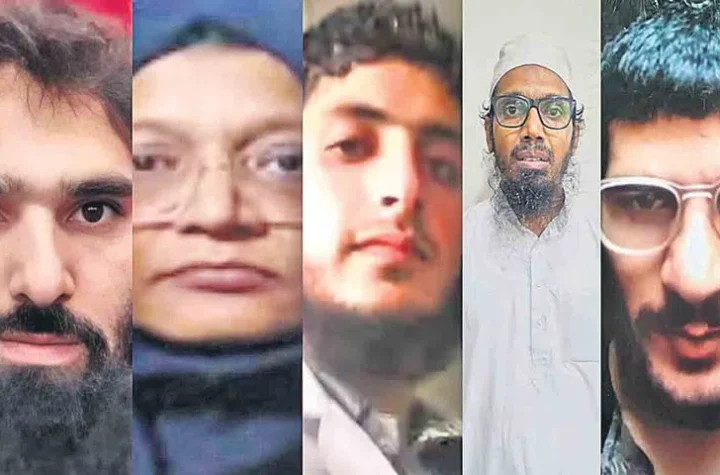 ఢిల్లీ పేలుడులో సూత్రధారులు ఐదుగురు వైద్యులు!